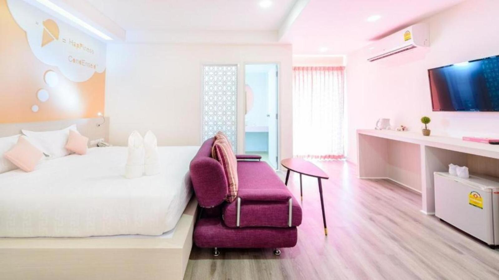 The Tint At Phuket Town - Sha Plus Bagian luar foto